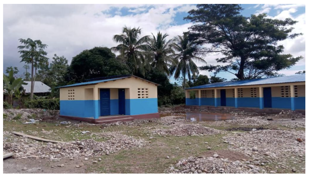 Image of a school under construction in Haiti

